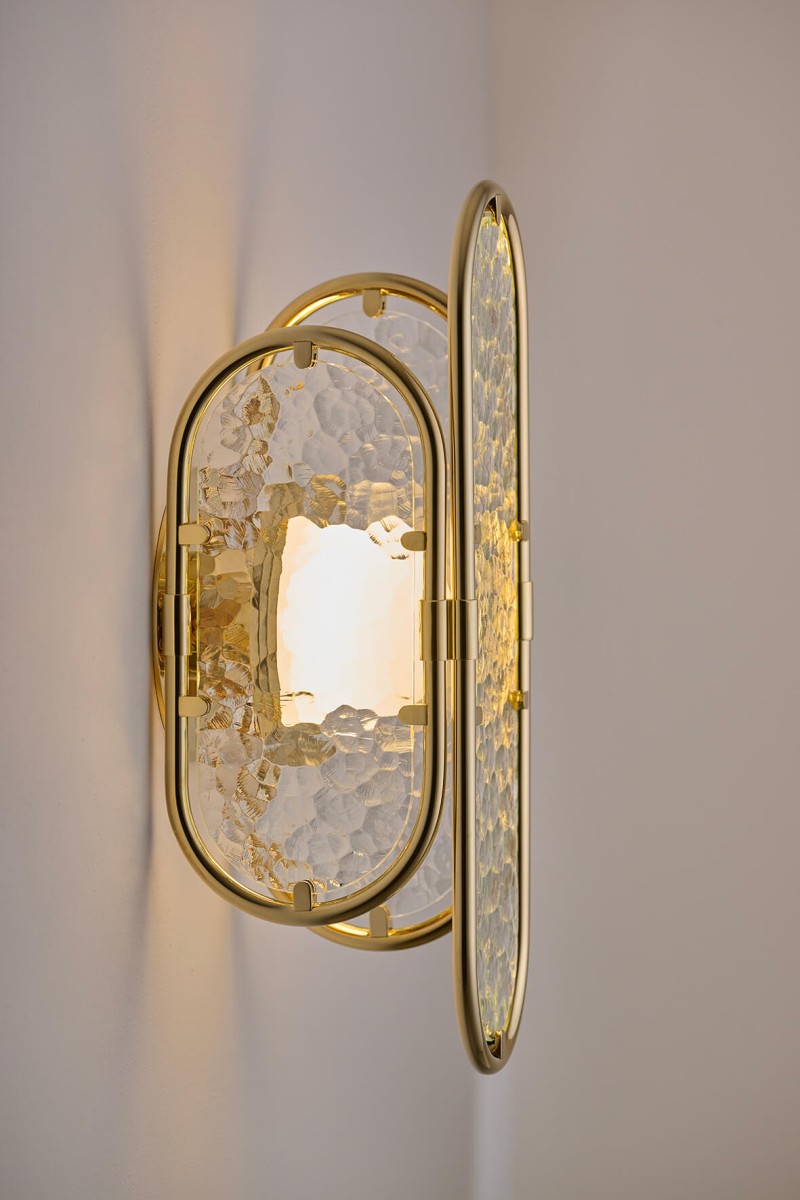 Jennifer Midoz – Boudoir wall light