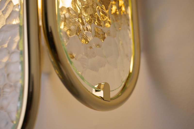 Jennifer Midoz – Boudoir wall light
