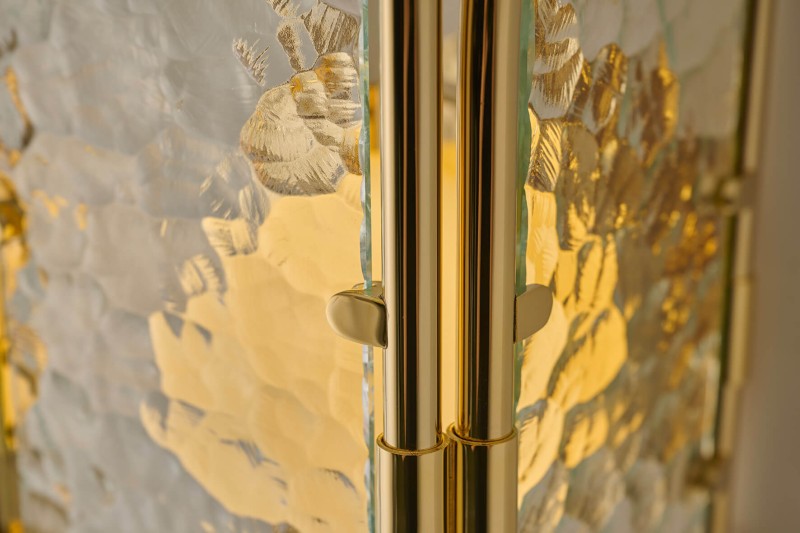Jennifer Midoz – Boudoir wall light