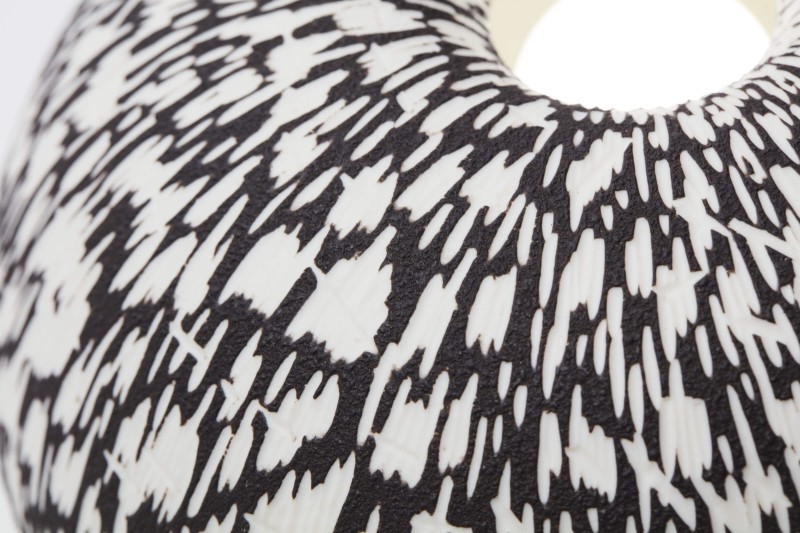 Jennifer Midoz – Sgraffito 01