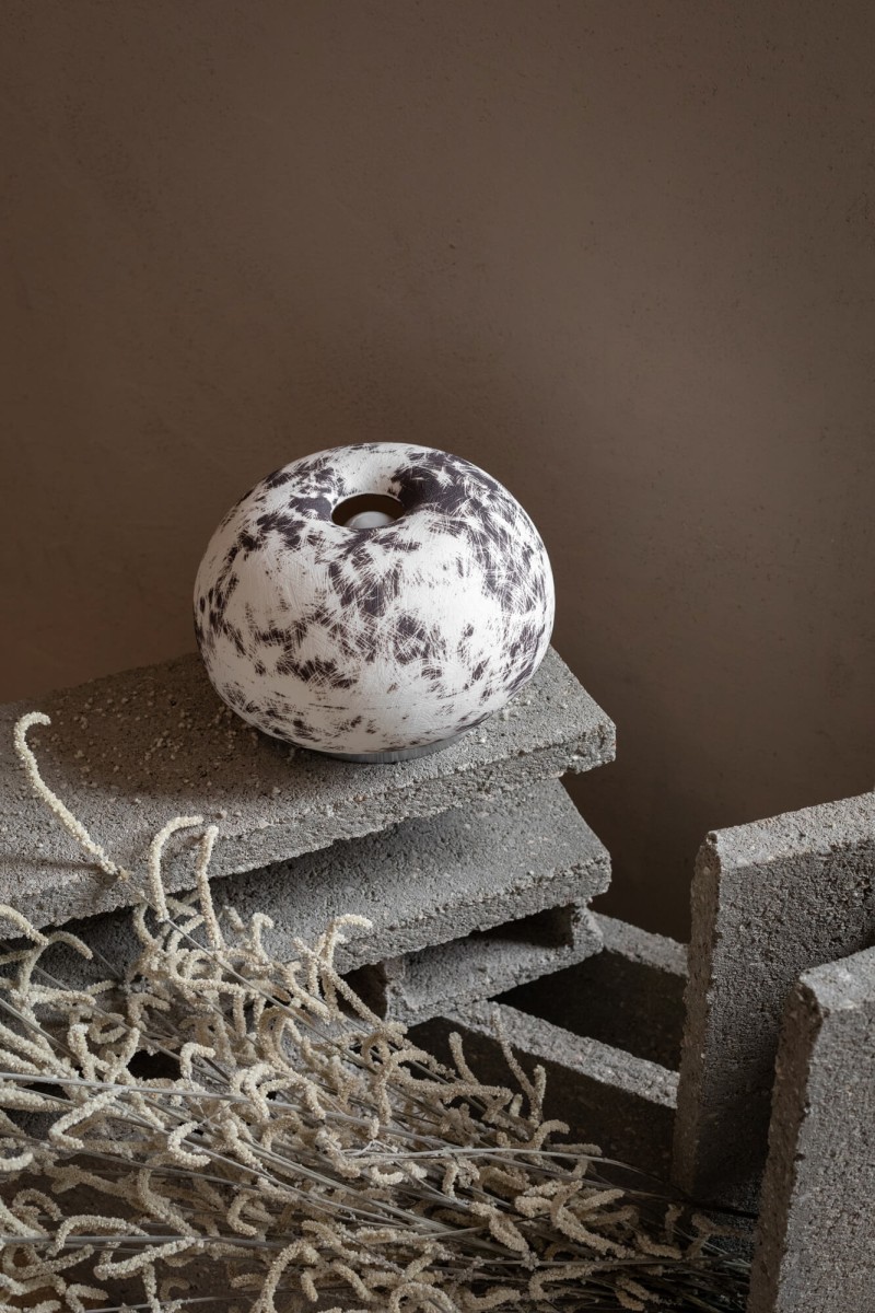 Jennifer Midoz – Sgraffito 02