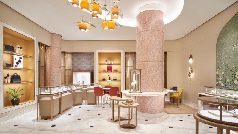 Jennifer Midoz – Cartier Canalejas