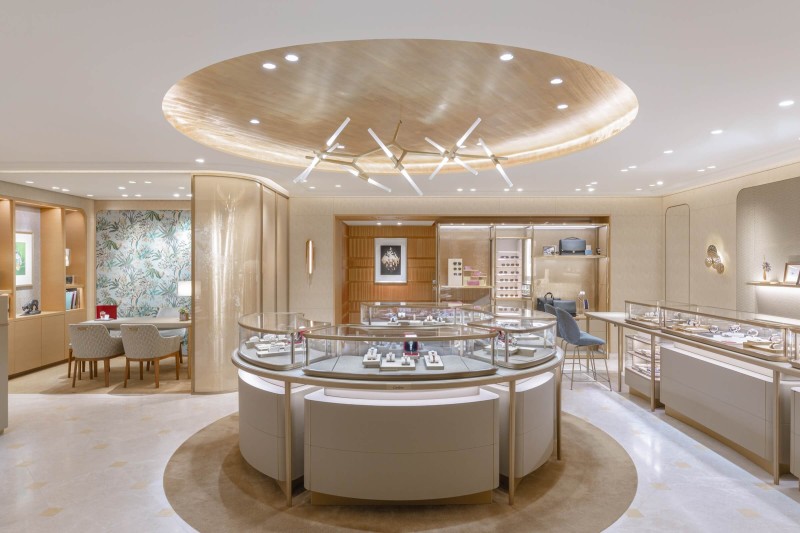 Jennifer Midoz – Cartier Galleria